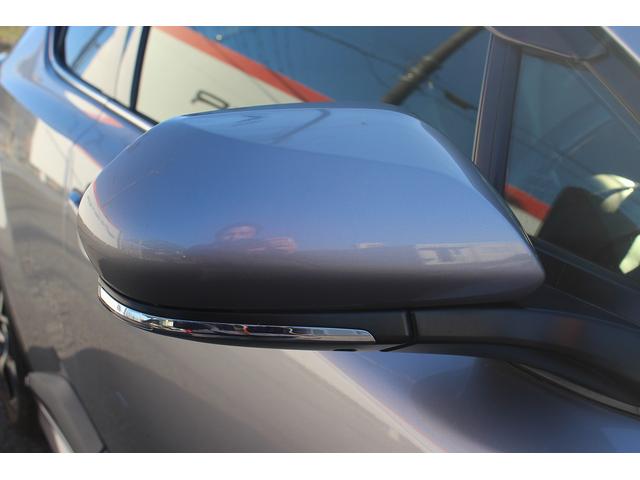 Ｃ－ＨＲ Ｇ　トヨタセーフティセンスＰ　禁煙車　純正９型ナビ　フルセグＴＶ　バックカメラ　ブラインドスポットモニター　ＬＥＤヘッドライト　　快適温熱シート　ＥＴＣ　１８インチ５本Ｙ字スポークアルミ　ハーフレザー（22枚目）