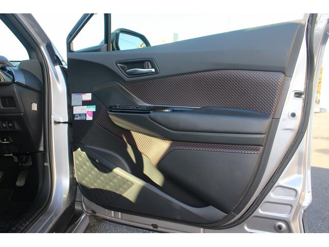 Ｃ－ＨＲ Ｇ　トヨタセーフティセンスＰ　禁煙車　純正９型ナビ　フルセグＴＶ　バックカメラ　ブラインドスポットモニター　ＬＥＤヘッドライト　　快適温熱シート　ＥＴＣ　１８インチ５本Ｙ字スポークアルミ　ハーフレザー（34枚目）