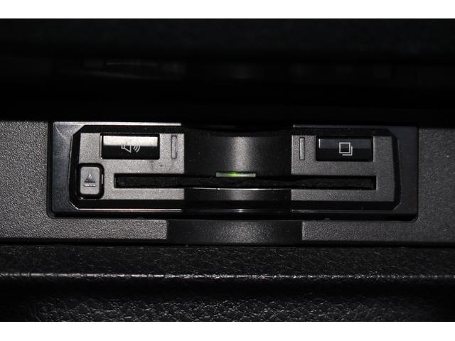 エスクァイア Ｇｉ　プレミアムパッケージ　ブラックテーラード　後期型　トヨタセーフティセンス　禁煙車　アルバイン１１型ナビ　フルセグＴＶ　アルバインフリップダウンモニター　両側電動スライドドア　ＬＥＤヘッドライト　ＥＴＣ　スマートキー　Ｂｌｕｅｔｏｏｔｈ接続（7枚目）