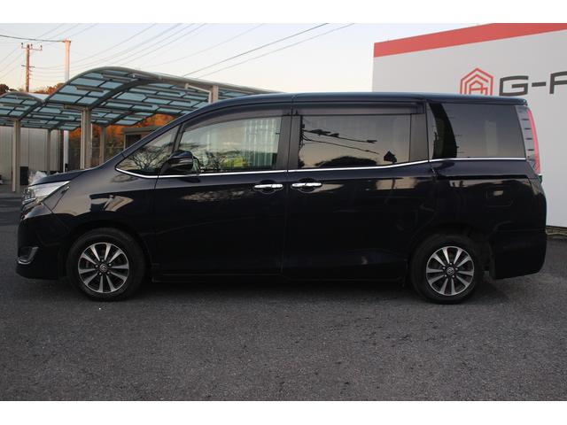 エスクァイア Ｇｉ　プレミアムパッケージ　ブラックテーラード　後期型　トヨタセーフティセンス　禁煙車　アルバイン１１型ナビ　フルセグＴＶ　アルバインフリップダウンモニター　両側電動スライドドア　ＬＥＤヘッドライト　ＥＴＣ　スマートキー　Ｂｌｕｅｔｏｏｔｈ接続（15枚目）