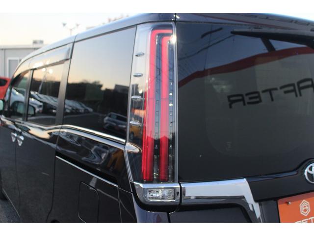 エスクァイア Ｇｉ　プレミアムパッケージ　ブラックテーラード　後期型　トヨタセーフティセンス　禁煙車　アルバイン１１型ナビ　フルセグＴＶ　アルバインフリップダウンモニター　両側電動スライドドア　ＬＥＤヘッドライト　ＥＴＣ　スマートキー　Ｂｌｕｅｔｏｏｔｈ接続（22枚目）