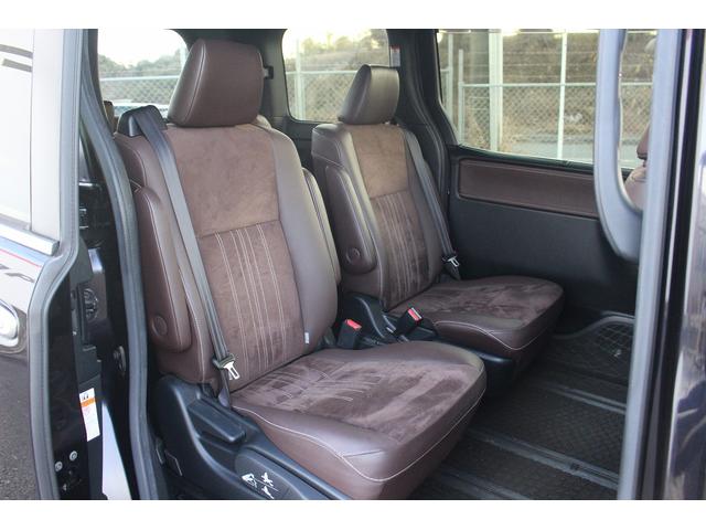 エスクァイア Ｇｉ　プレミアムパッケージ　ブラックテーラード　後期型　トヨタセーフティセンス　禁煙車　アルバイン１１型ナビ　フルセグＴＶ　アルバインフリップダウンモニター　両側電動スライドドア　ＬＥＤヘッドライト　ＥＴＣ　スマートキー　Ｂｌｕｅｔｏｏｔｈ接続（39枚目）