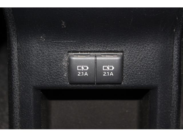 エスクァイア Ｇｉ　プレミアムパッケージ　ブラックテーラード　後期型　トヨタセーフティセンス　禁煙車　アルバイン１１型ナビ　フルセグＴＶ　アルバインフリップダウンモニター　両側電動スライドドア　ＬＥＤヘッドライト　ＥＴＣ　スマートキー　Ｂｌｕｅｔｏｏｔｈ接続（56枚目）