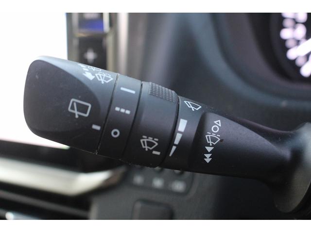 エスクァイア Ｇｉ　プレミアムパッケージ　ブラックテーラード　後期型　トヨタセーフティセンス　禁煙車　アルバイン１１型ナビ　フルセグＴＶ　アルバインフリップダウンモニター　両側電動スライドドア　ＬＥＤヘッドライト　ＥＴＣ　スマートキー　Ｂｌｕｅｔｏｏｔｈ接続（65枚目）