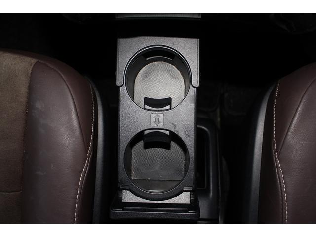 エスクァイア Ｇｉ　プレミアムパッケージ　ブラックテーラード　後期型　トヨタセーフティセンス　禁煙車　アルバイン１１型ナビ　フルセグＴＶ　アルバインフリップダウンモニター　両側電動スライドドア　ＬＥＤヘッドライト　ＥＴＣ　スマートキー　Ｂｌｕｅｔｏｏｔｈ接続（70枚目）