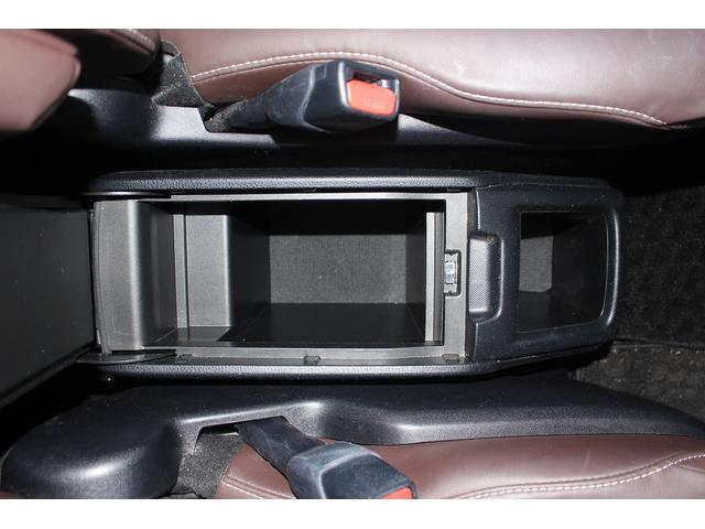 エスクァイア Ｇｉ　プレミアムパッケージ　ブラックテーラード　後期型　トヨタセーフティセンス　禁煙車　アルバイン１１型ナビ　フルセグＴＶ　アルバインフリップダウンモニター　両側電動スライドドア　ＬＥＤヘッドライト　ＥＴＣ　スマートキー　Ｂｌｕｅｔｏｏｔｈ接続（71枚目）