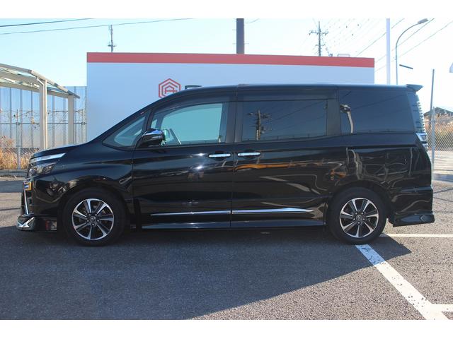 ヴォクシー ＺＳ　煌　後期型　禁煙車　純正１０インチナビ　フリップダウンモニター　フルセグテレビ　両側電動スライドドア　バックカメラ　ＥＴＣ　クルーズコントロール　スマートキー　プッシュスタート（14枚目）