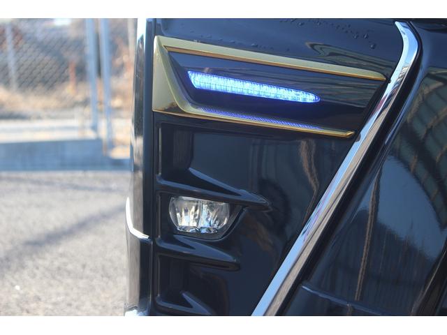 ヴォクシー ＺＳ　煌　後期型　禁煙車　純正１０インチナビ　フリップダウンモニター　フルセグテレビ　両側電動スライドドア　バックカメラ　ＥＴＣ　クルーズコントロール　スマートキー　プッシュスタート（17枚目）