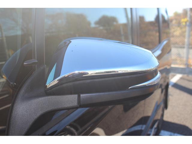 ヴォクシー ＺＳ　煌　後期型　禁煙車　純正１０インチナビ　フリップダウンモニター　フルセグテレビ　両側電動スライドドア　バックカメラ　ＥＴＣ　クルーズコントロール　スマートキー　プッシュスタート（24枚目）