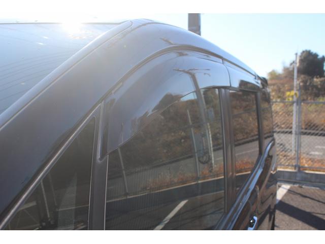 ヴォクシー ＺＳ　煌　後期型　禁煙車　純正１０インチナビ　フリップダウンモニター　フルセグテレビ　両側電動スライドドア　バックカメラ　ＥＴＣ　クルーズコントロール　スマートキー　プッシュスタート（25枚目）