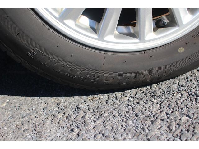 ノア ハイブリッドＸ　禁煙車　社外ナビ　電動スライドドア　ＥＴＣ　スマートキー　プッシュスタート　純正１５アルミホイール　電動格納身　Ｂｌｕｅｔｏｏｔｈ接続（25枚目）