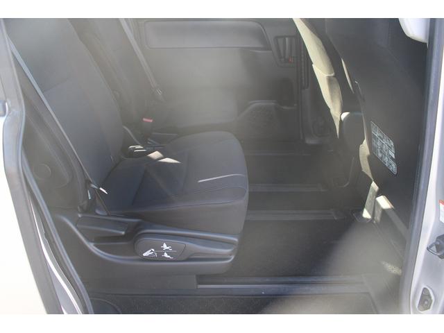 ノア ハイブリッドＸ　禁煙車　社外ナビ　電動スライドドア　ＥＴＣ　スマートキー　プッシュスタート　純正１５アルミホイール　電動格納身　Ｂｌｕｅｔｏｏｔｈ接続（34枚目）