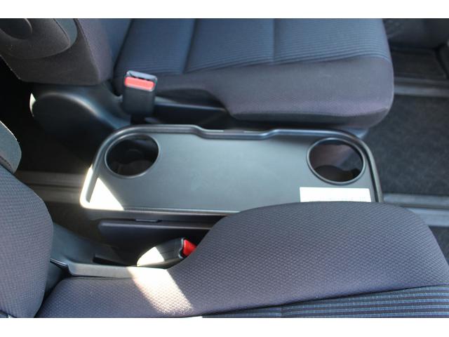 ノア ハイブリッドＸ　禁煙車　社外ナビ　電動スライドドア　ＥＴＣ　スマートキー　プッシュスタート　純正１５アルミホイール　電動格納身　Ｂｌｕｅｔｏｏｔｈ接続（36枚目）