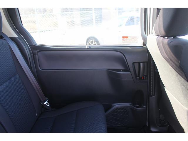 ノア ハイブリッドＸ　禁煙車　社外ナビ　電動スライドドア　ＥＴＣ　スマートキー　プッシュスタート　純正１５アルミホイール　電動格納身　Ｂｌｕｅｔｏｏｔｈ接続（37枚目）