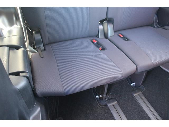 ノア ハイブリッドＸ　禁煙車　社外ナビ　電動スライドドア　ＥＴＣ　スマートキー　プッシュスタート　純正１５アルミホイール　電動格納身　Ｂｌｕｅｔｏｏｔｈ接続（38枚目）