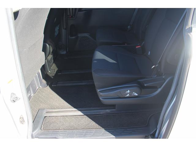 ノア ハイブリッドＸ　禁煙車　社外ナビ　電動スライドドア　ＥＴＣ　スマートキー　プッシュスタート　純正１５アルミホイール　電動格納身　Ｂｌｕｅｔｏｏｔｈ接続（44枚目）