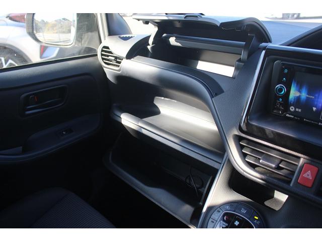 ノア ハイブリッドＸ　禁煙車　社外ナビ　電動スライドドア　ＥＴＣ　スマートキー　プッシュスタート　純正１５アルミホイール　電動格納身　Ｂｌｕｅｔｏｏｔｈ接続（69枚目）