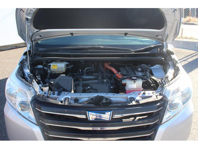 ノア ハイブリッドＸ　禁煙車　社外ナビ　電動スライドドア　ＥＴＣ　スマートキー　プッシュスタート　純正１５アルミホイール　電動格納身　Ｂｌｕｅｔｏｏｔｈ接続（76枚目）