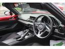 S 6速マニュアル車/純正コンパクトディスク/手動ソフトトップ/LEDヘッドライト/ETC/スマートキープッシュスタート/USBソケット/純正16インチアルミホイール/(29枚目)