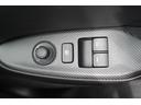 S 6速マニュアル車/純正コンパクトディスク/手動ソフトトップ/LEDヘッドライト/ETC/スマートキープッシュスタート/USBソケット/純正16インチアルミホイール/(62枚目)