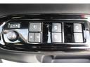 ハイブリッドＶ　後期型　禁煙車　フリップダウンモニター　アルパインナビ　両側電動スライドドア　フルセグＴＶ　バックカメラ　　温熱シート　ＬＥＤヘッドライト　ＥＴＣ　クルーズコントロール　プッシュスタート（62枚目）