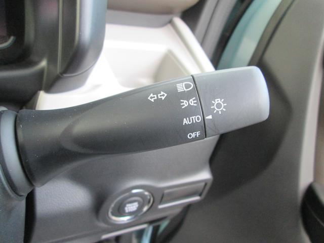 スペーシア ＨＹＢＲＩＤ　Ｇ　デモカーＵＰ禁煙車　ＬＥＤライト　衝突被害軽減システム　衝突安全ボディ　パーキングセンサー　後席両側スライドドア　オートライト　盗難防止システム　電動格納ミラー　運転席エアバッグ　助手席エアバッグ　サイドエアバッグ（7枚目）