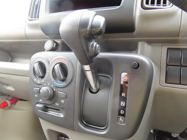 エブリイ ＰＡリミテッド　６型　キーレスエントリー☆前席パワーウィンド　オートライト　スライドドア　禁煙車　スズキセーフティーサポート　ワンオーナー　衝突被害軽減システム　アイドリングストップ　横滑り防止機能　衝突安全ボディ　盗難防止システム（17枚目）