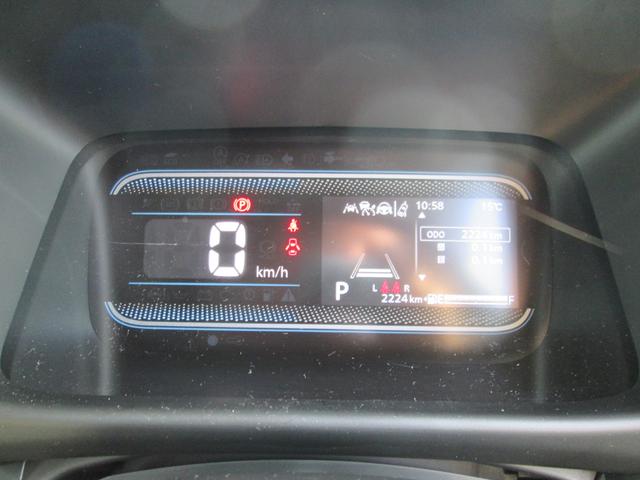 スペーシア ＨＹＢＲＩＤ　Ｘ　禁煙元試乗車　ナビ全方位カメラ　９インチナビ全方位カメラ　両側電動スライドドア　ＬＥＤヘッドライト　フロントドアプレミアムＵＶＩＲカットガラス　スリムサーキュレーター　ロールサンシェード　衝突被害軽減ブレーキ　後部パーキングセンサー（6枚目）