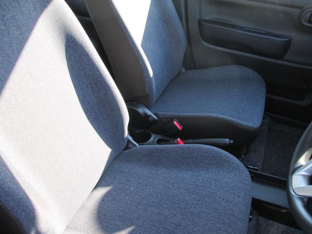 アルト L 2型 禁煙 ディスプレイオーディオ バックカメラ 衝突被害軽減ブレーキ 後部パーキングセンサー アイドリングストップ リモコンキー エアコン パワステ パワーウィンド― ディスプレイオーディオ バックカメラ 運転席助手席エアバック CVT(16枚目)