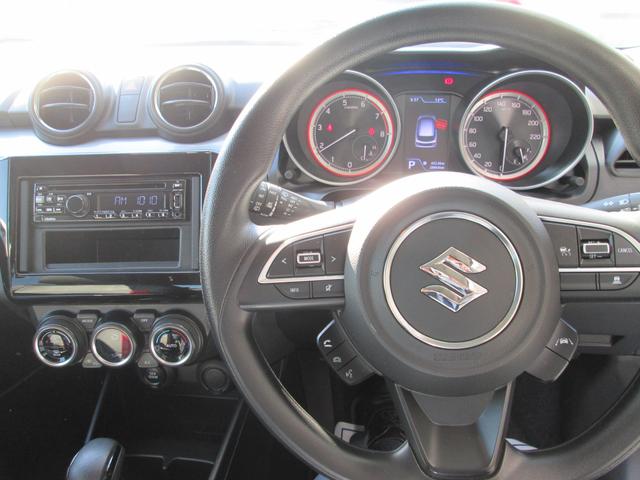 スイフト ＸＧ　２型　ワンオーナー禁煙車　衝突被害軽減ブレーキ　後部パーキングセンサー　プッシュスタートキー　オートエアコン　ＣＤプレイヤー　アダブティブクルーズコントロール　運転席助手席エアバック　シートヒーター（5枚目）