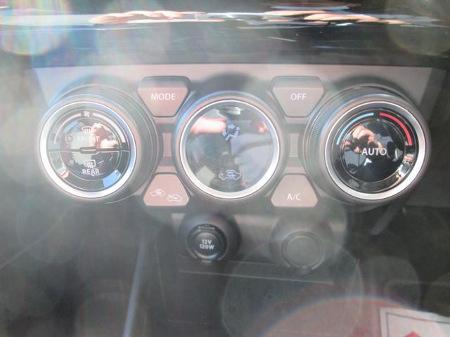 スイフト ＸＧ　２型　ワンオーナー禁煙車　衝突被害軽減ブレーキ　後部パーキングセンサー　プッシュスタートキー　オートエアコン　ＣＤプレイヤー　アダブティブクルーズコントロール　運転席助手席エアバック　シートヒーター（10枚目）