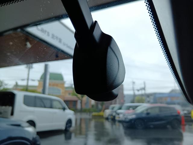 シビック ＥＸ　ワンオーナー　ナビ　フルセグＴＶ　ＥＴＣ　バックカメラ　スマートキー　ＬＥＤライト　ドラレコ　ホンダセンシング　リヤカメラ　地デジフルセグ　衝突軽減ブレーキ　前席シートヒーター　１オナ　オートエアコン（16枚目）