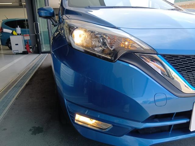 ノート ｅ－パワーＸ　横滑防止装置　記録簿付　Ｒカメラ　運転席助手席エアバック　地デジ　ＡＵＴＯエアコン　１オーナー　ＤＶＤ再生　運転席エアバッグ　キーレスエントリー　ＥＴＣ車載器　パワーウィンドウ　ＡＢＳ　パワステ（18枚目）