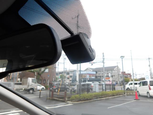 フリード Ｇ・ホンダセンシング　ワンオーナー　ナビ　Ｒカメラ　両側電動スライド　追突被害軽減ブレーキ　Ｗエアバッグ　パワーウィンドウ　１オ－ナ－　アクティブクルーズコントロール　スマートキ　カラーバックモニター　整備点検記録簿（13枚目）