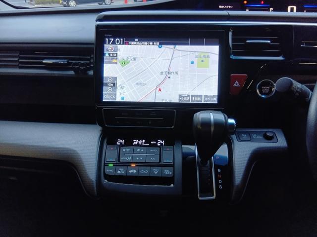 ステップワゴンスパーダ スパーダホンダセンシング　ワンオーナー　ナビ　ＴＶ　Ｒカメラ　ルーフモニター　助手席エアバッグ　ワンオーナ－　Ｗパワスラ　記録簿有　地デジ　ＬＥＤライト　横滑り防止システム　オートエアコン　リアカメラ　ドライブレコーダー装着車（9枚目）
