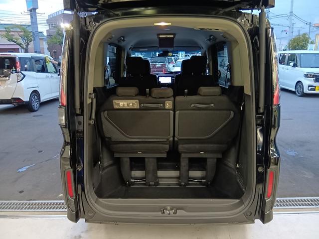 ステップワゴンスパーダ スパーダホンダセンシング　ワンオーナー　ナビ　ＴＶ　Ｒカメラ　ルーフモニター　助手席エアバッグ　ワンオーナ－　Ｗパワスラ　記録簿有　地デジ　ＬＥＤライト　横滑り防止システム　オートエアコン　リアカメラ　ドライブレコーダー装着車（20枚目）