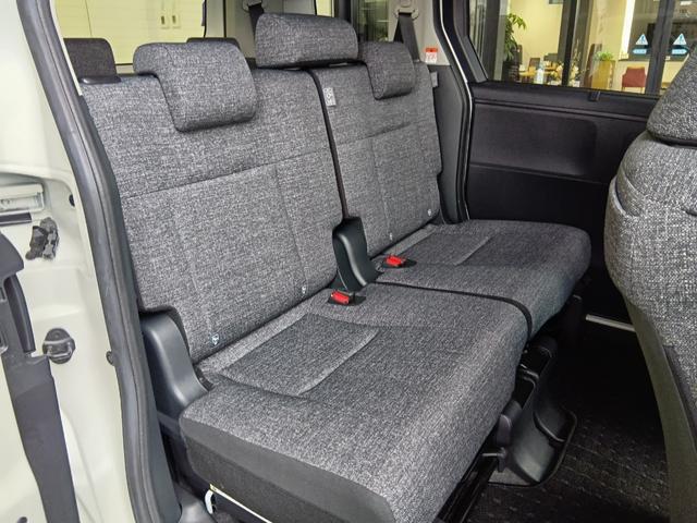 シエンタ Ｚ　１オナ　Ｗ電動ドア　クルーズＣ　ＬＥＤヘッドランプ　ＥＴＣ　Ｓキー　横滑り防止機能　パワーウィンドウ　記録簿　エアバック　ＡＢＳ　カーテンエアバック　オートエアコン　パワーステアリング　三列シート（8枚目）