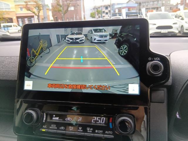 シエンタ Ｚ　１オナ　Ｗ電動ドア　クルーズＣ　ＬＥＤヘッドランプ　ＥＴＣ　Ｓキー　横滑り防止機能　パワーウィンドウ　記録簿　エアバック　ＡＢＳ　カーテンエアバック　オートエアコン　パワーステアリング　三列シート（12枚目）