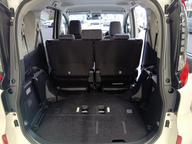 シエンタ Ｚ　１オナ　Ｗ電動ドア　クルーズＣ　ＬＥＤヘッドランプ　ＥＴＣ　Ｓキー　横滑り防止機能　パワーウィンドウ　記録簿　エアバック　ＡＢＳ　カーテンエアバック　オートエアコン　パワーステアリング　三列シート（18枚目）