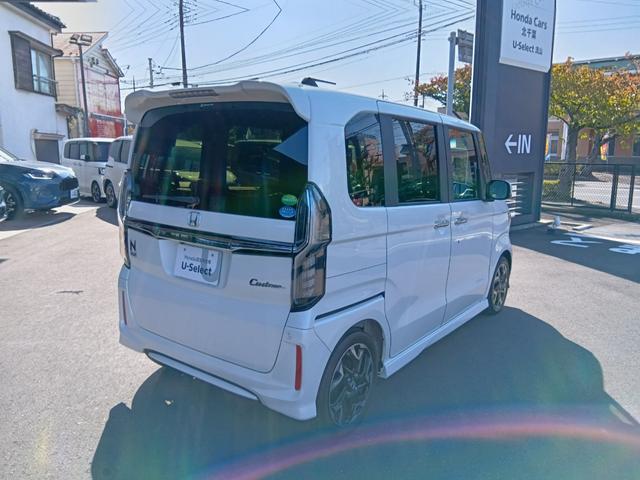 Ｎ－ＢＯＸ Ｇ・Ｌターボホンダセンシング　ワンオーナー　ナビ　フルセグＴＶ　ＥＴＣ　バックカメラ　スマートキー　ＬＥＤライト　両側電動ドア　ターボ　ホンダセンシング　バックビューモニター　サイドカーテンエアバック　地デジ　クルーズコントロール（5枚目）