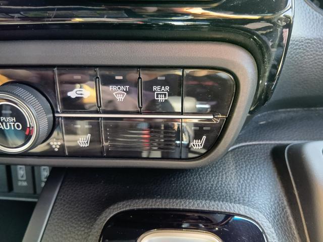 Ｎ－ＢＯＸカスタム Ｌターボ　衝突軽減ブレーキサポート　ターボエンジン　ＰＳ　カーテンエアバック　シートヒータ　エアバック　ＡＡＣ　ＡＢＳ　バックカメラ付き　ＥＴＣ　Ｗエアバッグ　ＥＳＣ　ドラレコ　キーレスエントリー　１オーナー（17枚目）