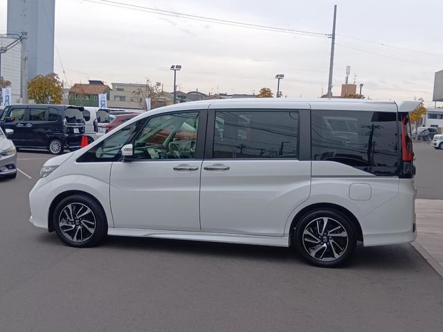 ステップワゴンスパーダ スパーダクールスピリットアドバンスパッケージβ　ワンオーナー　ナビ　Ｔｖ　Ｒカメラ　両側電動スライド　ＶＳＡ　ドラレコ　ＰＣＳ　ＥＴＣ車載器　地デジ　サイドカーテンエアバック　ＬＥＤヘッド　両側電動ドア　リヤカメラ　スマートキー　ターボ　エアバッグ（8枚目）