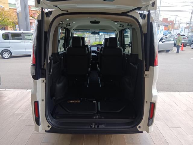 ステップワゴンスパーダ スパーダクールスピリットアドバンスパッケージβ　ワンオーナー　ナビ　Ｔｖ　Ｒカメラ　両側電動スライド　ＶＳＡ　ドラレコ　ＰＣＳ　ＥＴＣ車載器　地デジ　サイドカーテンエアバック　ＬＥＤヘッド　両側電動ドア　リヤカメラ　スマートキー　ターボ　エアバッグ（20枚目）