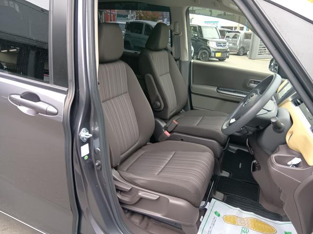 フリード Ｇ・ホンダセンシング　Ｗエアバッグ　パワーウィンドウ　１オ－ナ－　アクティブクルーズコントロール　スマートキ　カラーバックモニター　整備点検記録簿　ワンセグテレビ　ＶＳＡ　エアコン　キーレス　ＳＲＳ（14枚目）