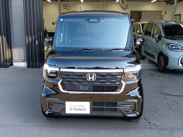 Ｎ－ＢＯＸカスタム ターボ　ワンオーナー　ナビ　ＴＶ　Ｒカメラ　両側電動スライド　ターボ　１オナ　衝突被害軽減　キーフリー　ＥＳＣ　パワステ　両席エアバック　サイドエアバッグ　スマキー　Ｂカメ　パワーウィンドウ　ＥＴＣ　ＡＢＳ（5枚目）