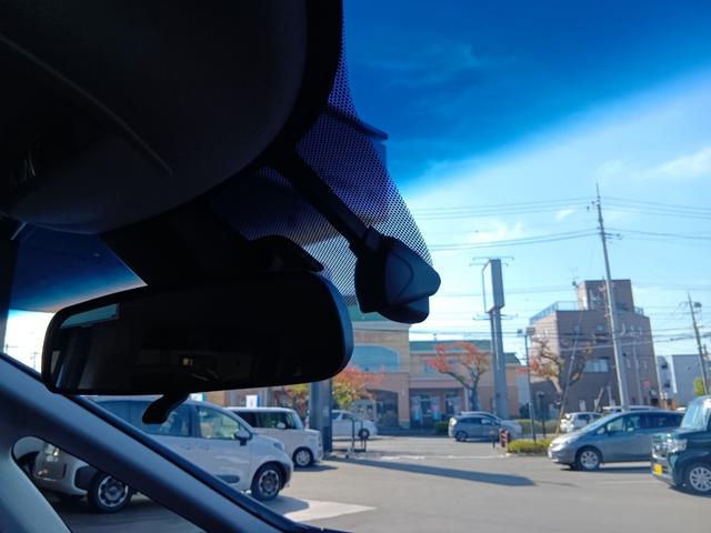 フリードハイブリッド ハイブリッド・Ｇホンダセンシング　ワンオーナー　ナビ　ＴＶ　Ｒカメラ　両側電動スライド　軽減ブレーキ　キーフリーシステム　１オ－ナ－　記録簿　後カメラ　Ａクルーズ　ＬＥＤヘッドランプ　横滑防止　ドライブレコーダ　パワーウインドウ（13枚目）