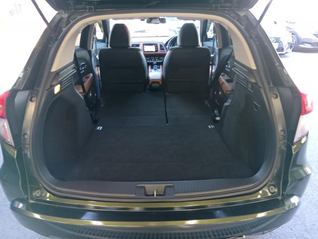 ヴェゼル ハイブリッドZ 純正ナビ TV Rカメラ ETC ドラレコ スマキー LEDランプ 整備記録簿 シ-トヒ-タ- サイドカーテンエアバック 運転席助手席エアバッグ VSA パワーステアリング フルオートエアコン Dレコ(18枚目)