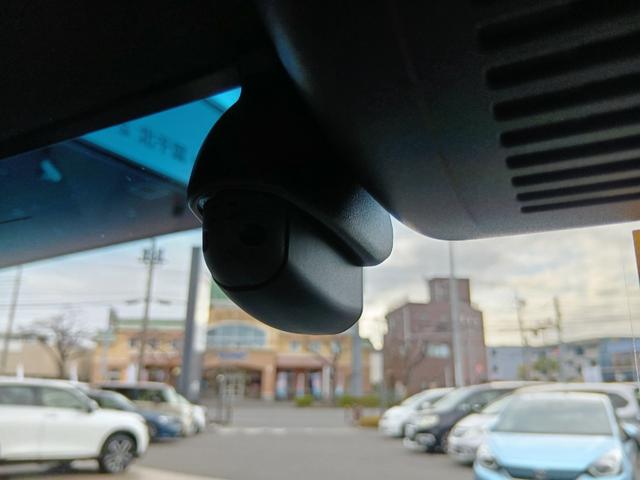 N-BOXカスタム Lターボ 地デジチューナー LEDヘッドライ 1オーナー ターボエンジン PS カーテンエアバック シートヒータ エアバック スマートキープッシュスタート AAC ABS バックカメラ付き ESC DVD再生可(17枚目)