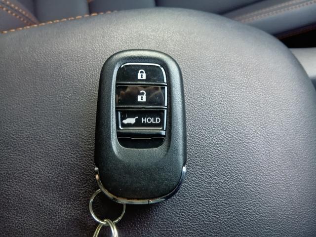 ＺＲ－Ｖ ｅ：ＨＥＶＺ　ワンオーナー　ナビ　フルセグＴＶ　ＥＴＣ　バックカメラ　スマートキー　ＬＥＤライト　ドラレコ　パワーテールゲート　ホンダセンシング　レザー　Ｂカメラ　サイドエアバック　ＬＥＤヘッドライト　地デジ（13枚目）