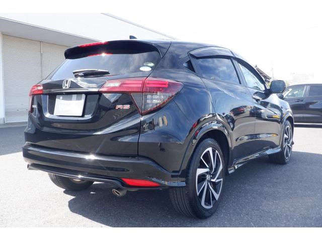 お買い上げ頂きましたお車は、ご納車前に定期点検を実施致します。さまざまな基準で、お車本体や設備などＨＯＮＤＡディーラー専門スタッフが点検、整備まで行うのでご安心下さい。